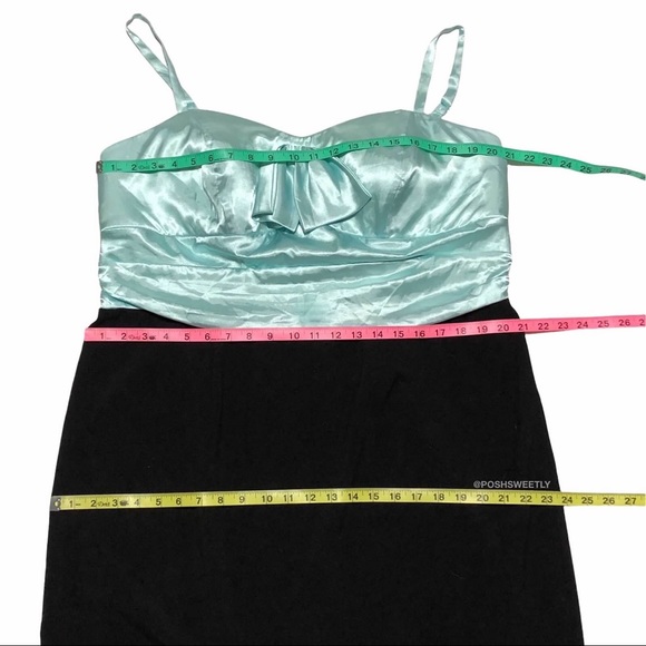 Torrid Retro Satin Dress - Picture 10 of 11